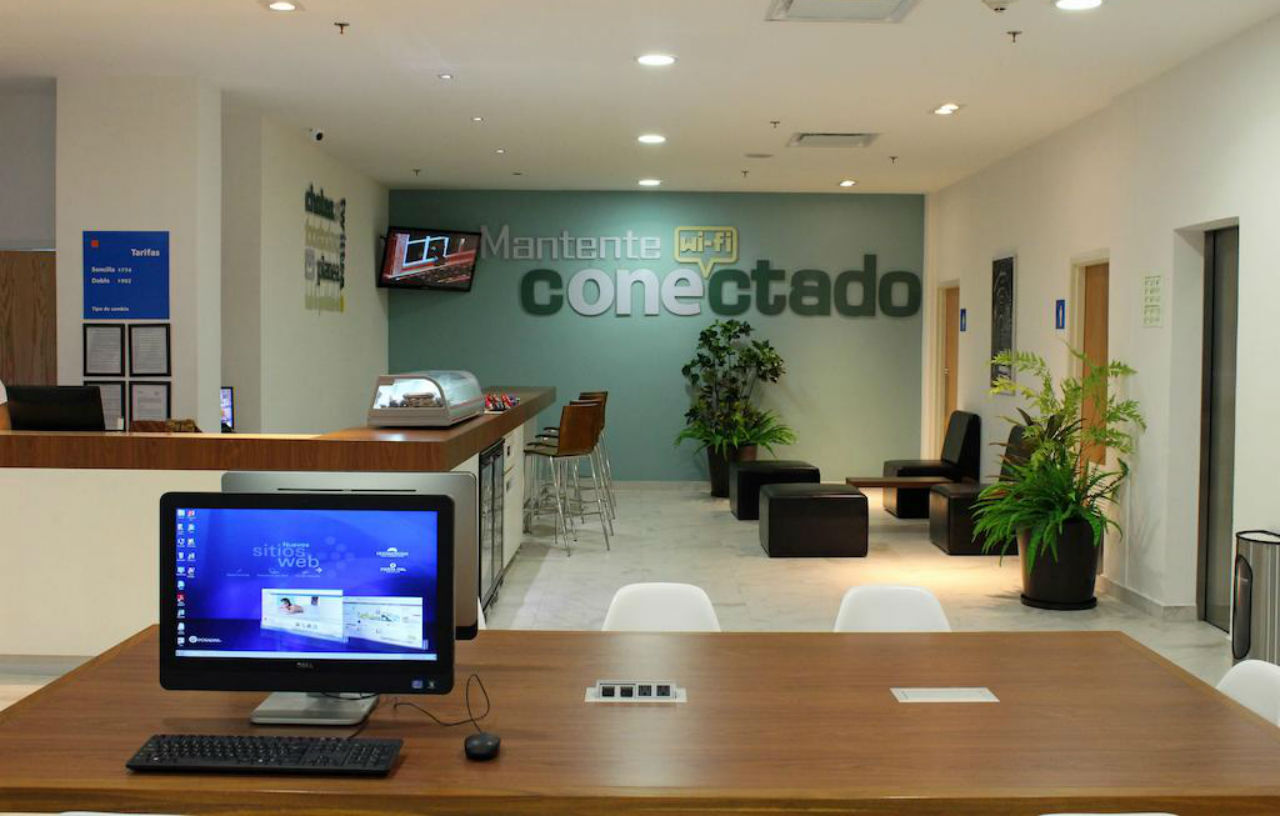 One Silao Hotel Exterior photo